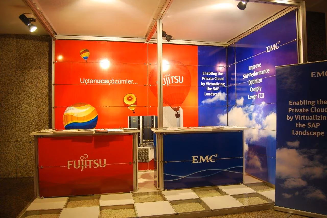 fujitsu-siemens-kongre-fuar-standı-indesign mimarlık