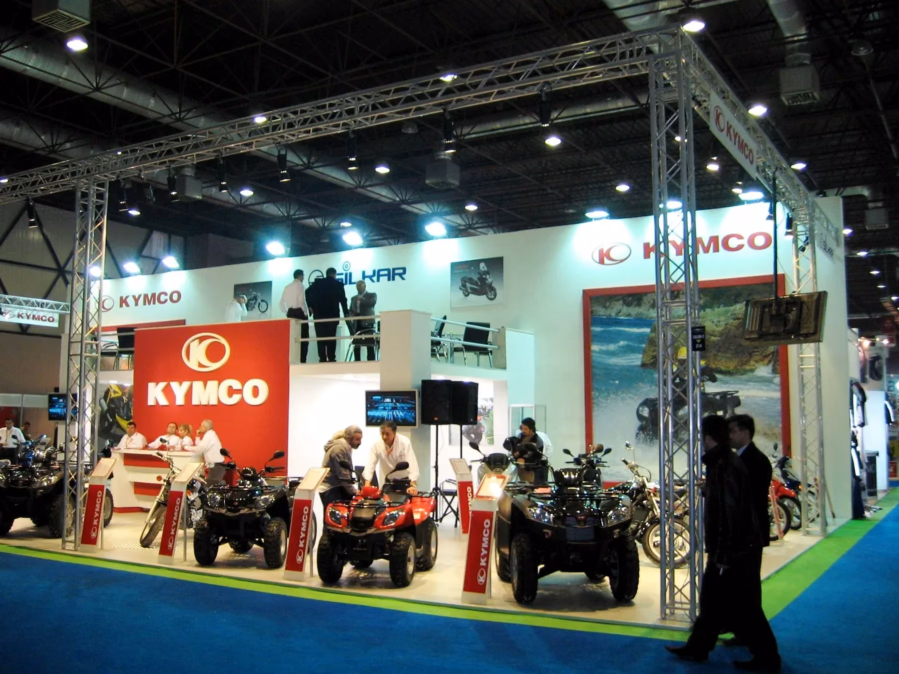 kymco-motobike-fuar-standi