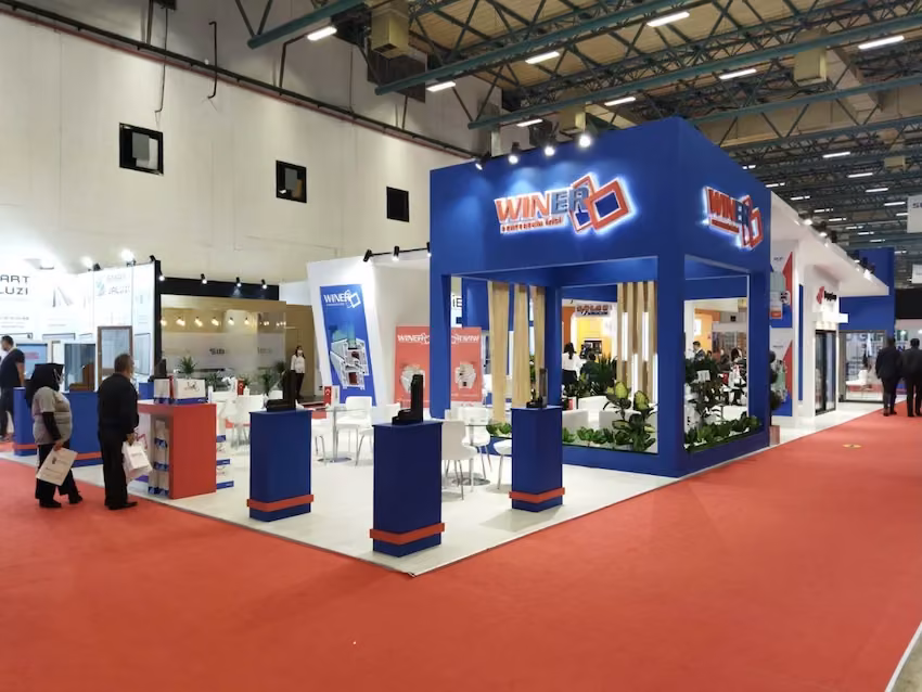 fair-stand-turkey